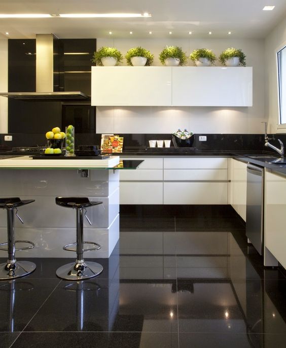 کابینت ام دی اف سفید طلایی